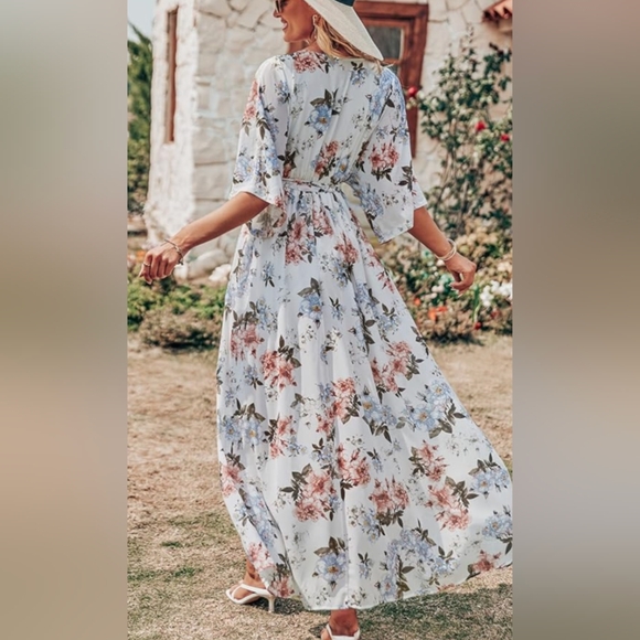 Dress. NWOT. Maxi. Flowy. New. Not Used. Three Quarter Sleeves. - Picture 5 of 7